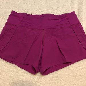 Lululemon Runtimes SZ 6
